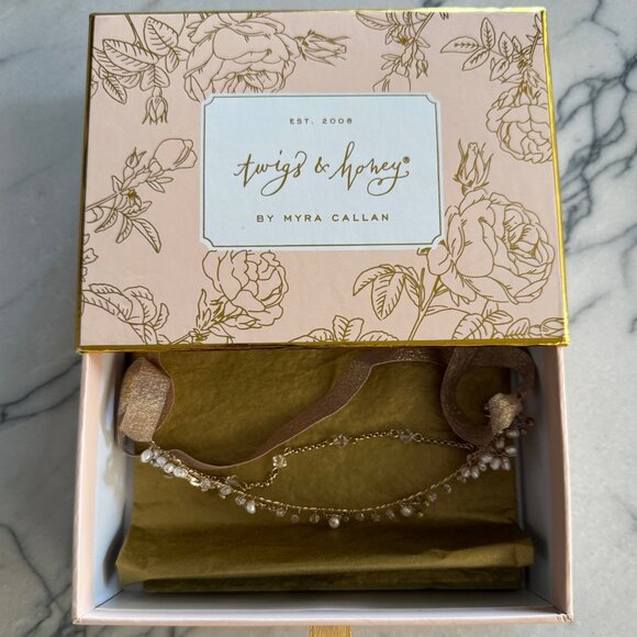 NEW - Twigs & Honey - Beaded Blossom Dangle Garter - Picture 4 of 6